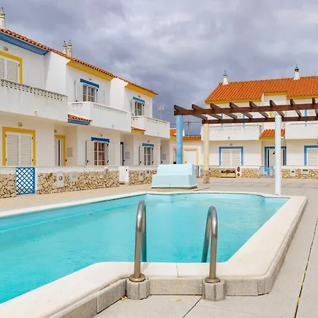 Nova Cacela Pool